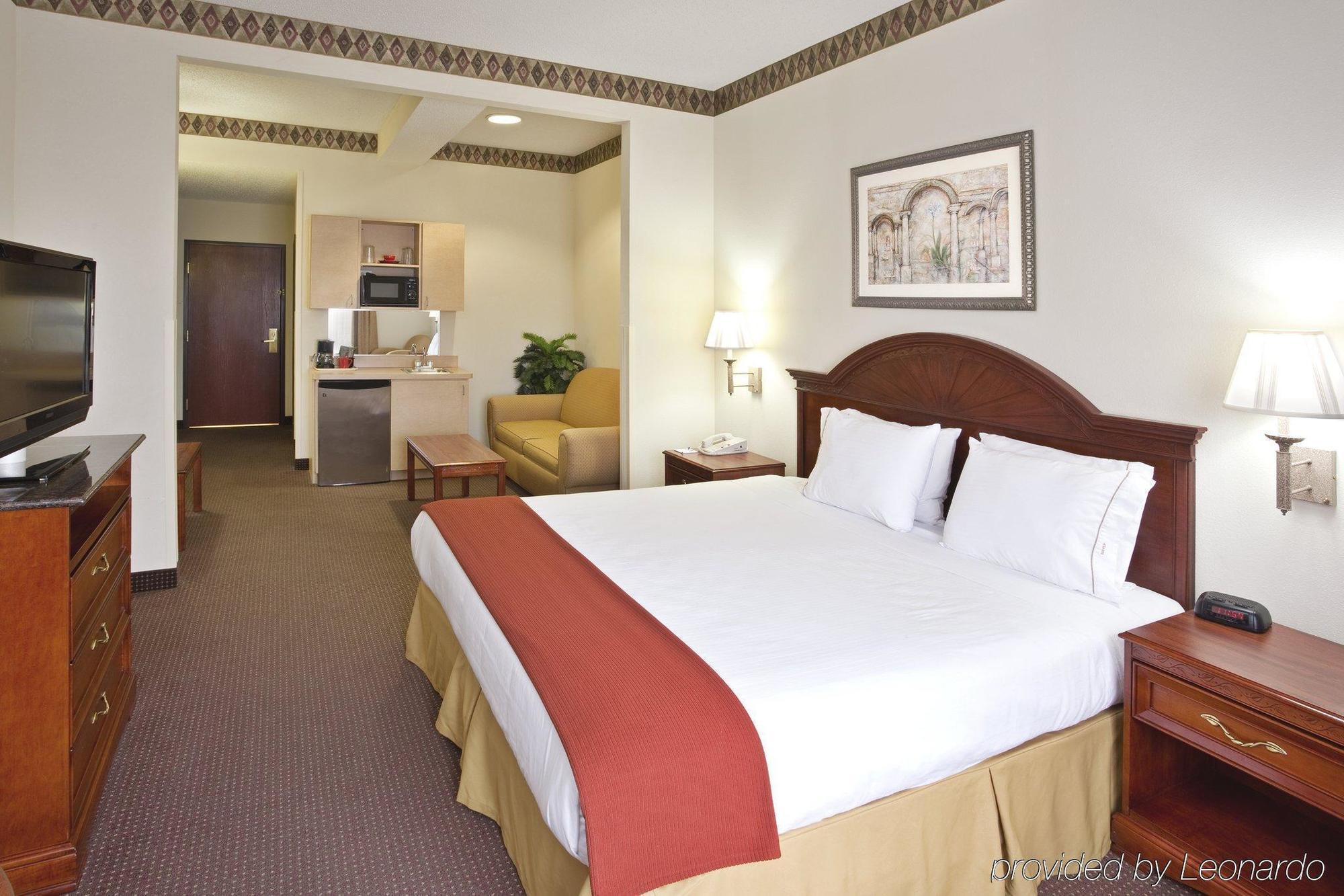 Holiday Inn Express Toledo-Oregon, An Ihg Hotel חדר תמונה